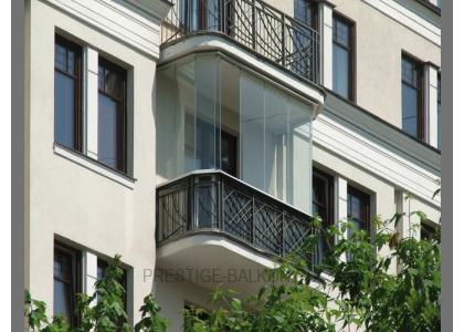 Финское безрамное остекление балкона в Пушкино
